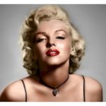 «Call a psychiatrist, now!» One blogger’s miserable attempts to copy Monroe with multiple plastic surgeries