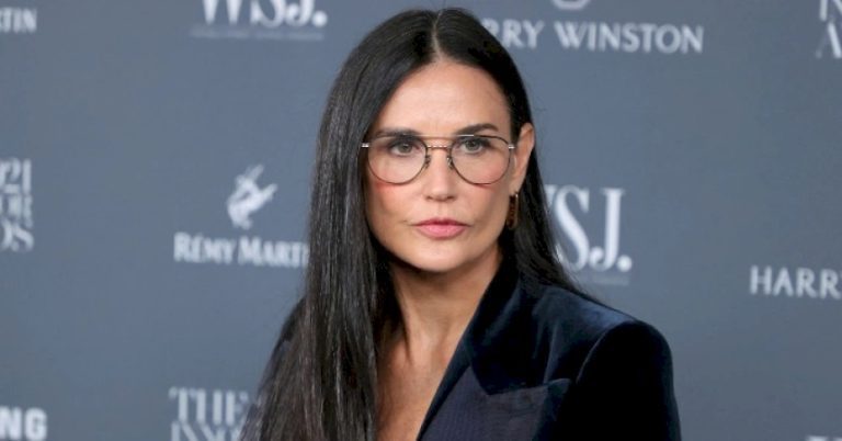 «Goodbye, long hair!» Demi Moore debuts her new hairdo and leaves everyone speechless