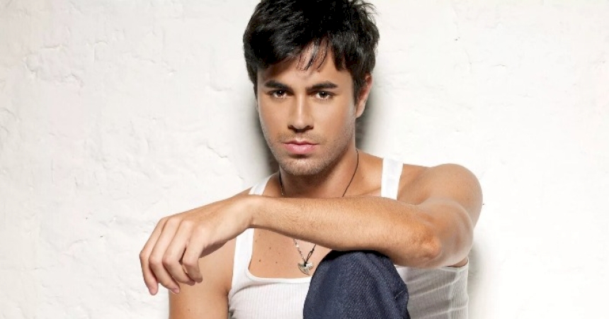 «Ageing like wine looks like this!» Enrique Iglesias showed his mother and left everyone speechless