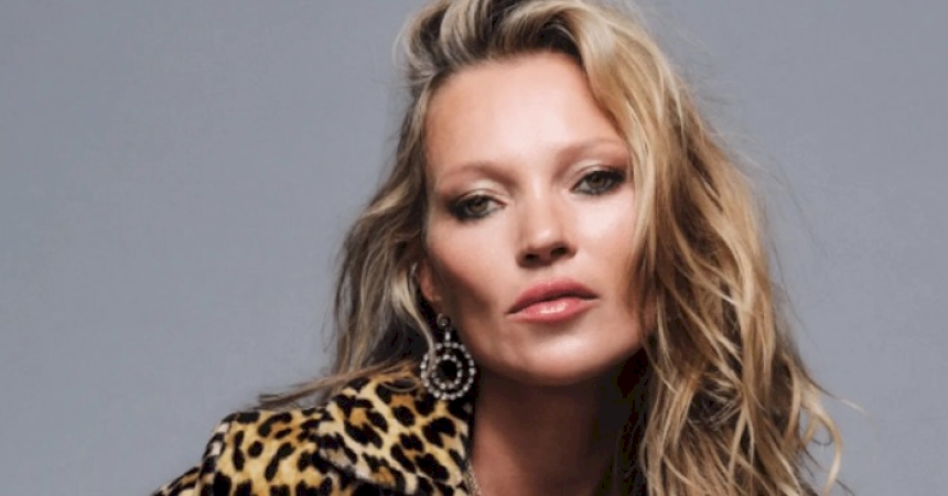 «With a cigarette and rotten teeth!» The recent photos of Kate Moss became the subject of discussions
