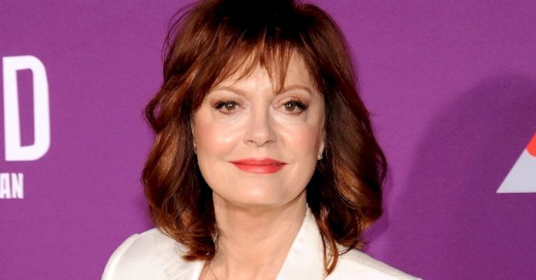 «Age is just a number for her!» This is how Susan Sarandon responded to the criticism for her «not age-appropriate» style