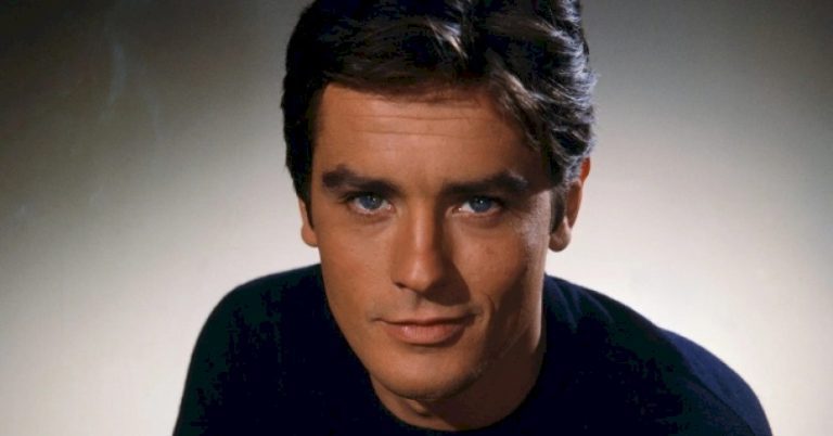 «Not a man, but a Greek God!» New photos of Alain Delon’s youngest son Alain-Fabien surface the network