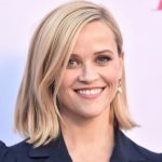 «It’s illegal to have such hot legs at 48!» Reese Witherspoon’s new photos are heating up social media