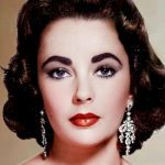 «Married 8 times and became the 1st female entreprenur!» Here is everything to know about Elizabeth Taylor
