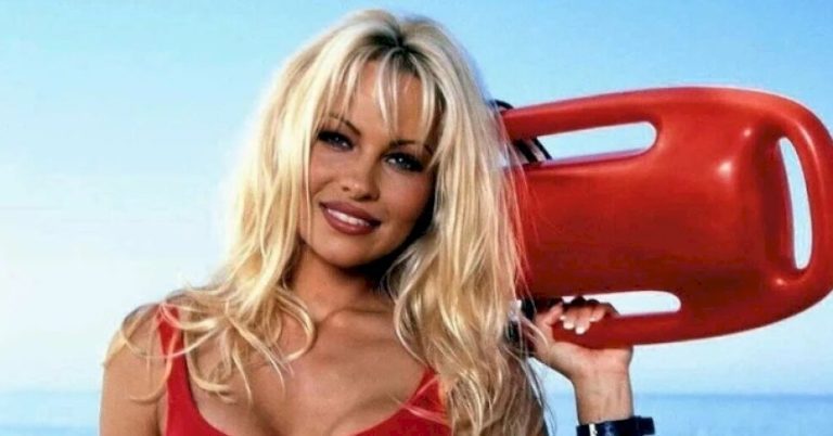 «She ages like fine wine!» This is how years have changed the 1990s’ most desirable actress Pamela Anderson
