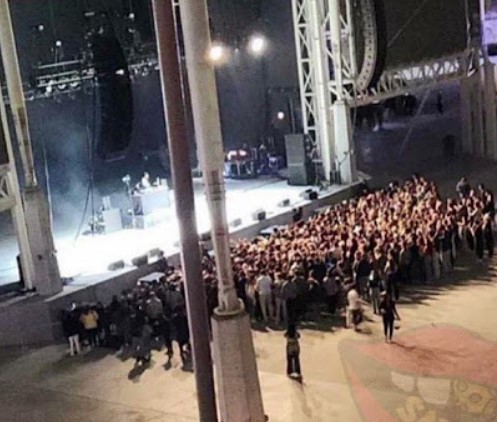 On social media, a viral video showed Quavo performing to a small crowd at the Hartford Healthcare Amphitheater in Bridgeport, Connecticut. Image Credit: Reddit.