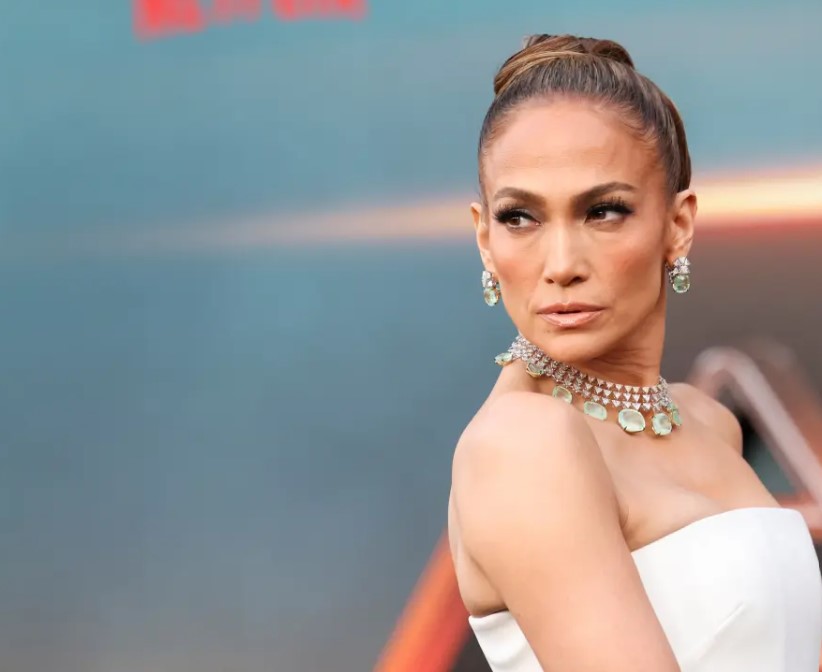Jennifer Lopez is often accused of diva behavior, including banning eye contact and throwing tantrums. Image Credit: Getty