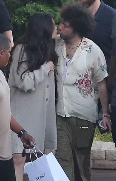 Selena Gomez kissed Benny Blanco after a Malibu dinner date on June 15. Image Credits: RMPI/Backgird.